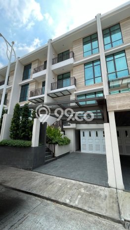 For Sale Rumah Mewah Exclusive di Kebayoran Lama, Jakarta Selatan For Sale Rumah Mewah Exclusive di Kebayoran Lama, Jakarta Selatan