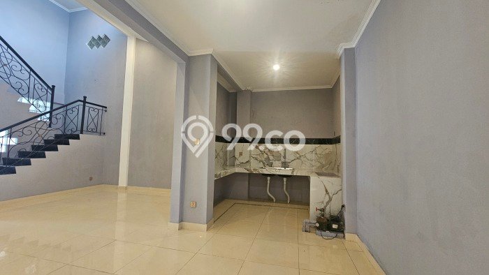 Rumah Mewah LB 288m2 Siap Huni Desain Elegan di BSD Griya Loka, Tangerang Rumah Mewah LB 288m2 Siap Huni Desain Elegan di BSD Griya Loka, Tangerang
