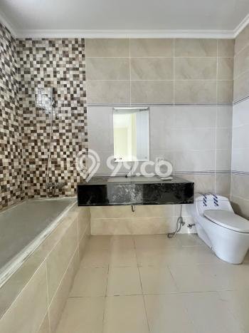 Dijual Rumah Mewah Megah Dengan View Cantik di Gading Serpong, Tangerang Dijual Rumah Mewah Megah Dengan View Cantik di Gading Serpong, Tangerang