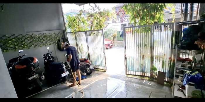 For Sale Rumah 4 Kamar Lokasi Ideal Nyaman dan Strategis di Ciledug For Sale Rumah 4 Kamar Lokasi Ideal Nyaman dan Strategis di Ciledug