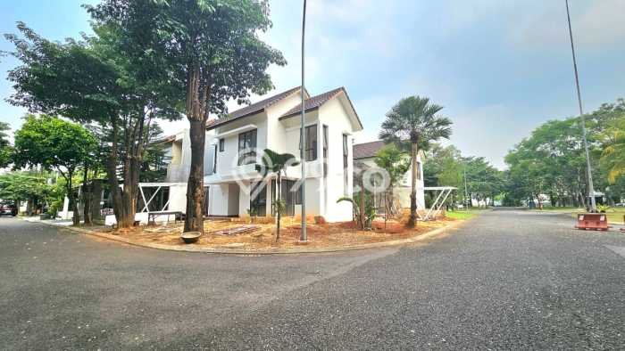 Rumah Luxury Modern Siap Huni di BSD City Tangerang Rumah Luxury Modern Siap Huni di BSD City Tangerang