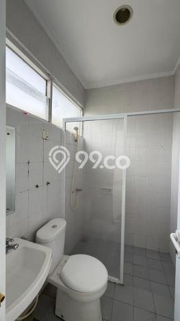 Sewa Rumah Murah di BSD Tangerang Punya 3 Kamar Tidur Sewa Rumah Murah di BSD Tangerang Punya 3 Kamar Tidur