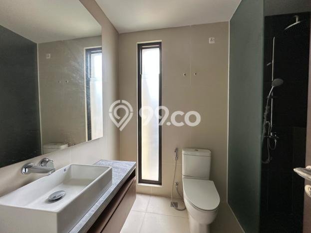 Rumah Elit Modern Tanpa Renovasi di BSD Tangerang Rumah Elit Modern Tanpa Renovasi di BSD Tangerang
