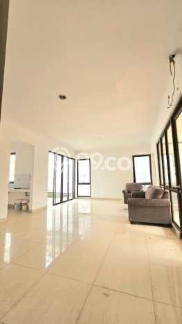 Rumah Luxury Modern Siap Huni di BSD City Tangerang Rumah Luxury Modern Siap Huni di BSD City Tangerang