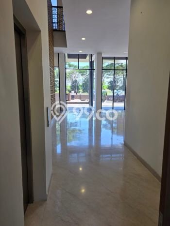 Kantor Disewa di Tangerang dengan LB 583m2 Area Komersial Ramai Kantor Disewa di Tangerang dengan LB 583m2 Area Komersial Ramai