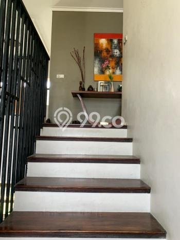 Siap Huni Hunian Elit 5 Kamar di Serpong Dekat ke Mana Pun Siap Huni Hunian Elit 5 Kamar di Serpong Dekat ke Mana Pun