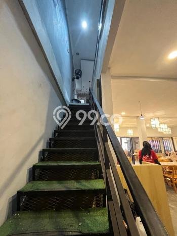 Jual Komersial Area Bisnis Kawasan Karawaci, Luas 180m², Jalan Raya Jual Komersial Area Bisnis Kawasan Karawaci, Luas 180m², Jalan Raya