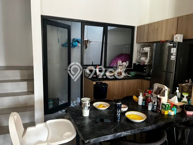 Rumah Minimalis 3 KT di BSD Tangerang Full Furnished Rumah Minimalis 3 KT di BSD Tangerang Full Furnished