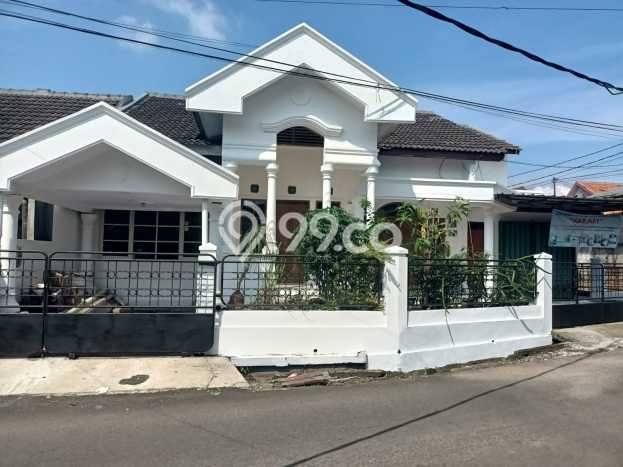 Jual Rumah Bagus Siap Huni LB 230m2 di Tanah Sareal, Bogor Jual Rumah Bagus Siap Huni LB 230m2 di Tanah Sareal, Bogor