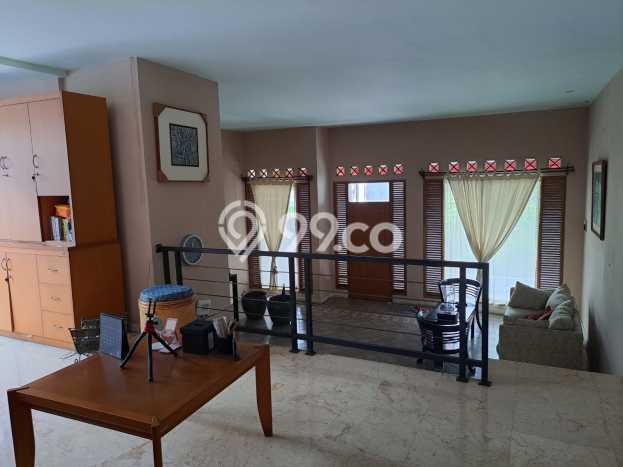 Rumah Luxury Modern Tanpa Renovasi di Gandaria Jakarta Selatan Rumah Luxury Modern Tanpa Renovasi di Gandaria Jakarta Selatan