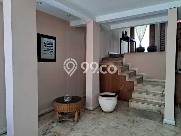 Rumah Luxury Modern Tanpa Renovasi di Gandaria Jakarta Selatan Rumah Luxury Modern Tanpa Renovasi di Gandaria Jakarta Selatan