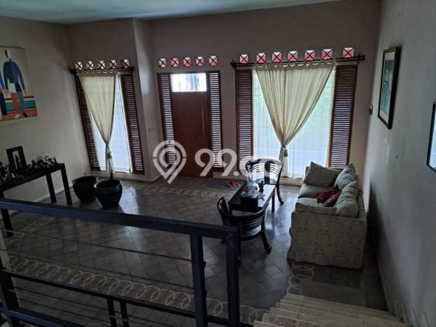 Rumah Luxury Modern Tanpa Renovasi di Gandaria Jakarta Selatan Rumah Luxury Modern Tanpa Renovasi di Gandaria Jakarta Selatan