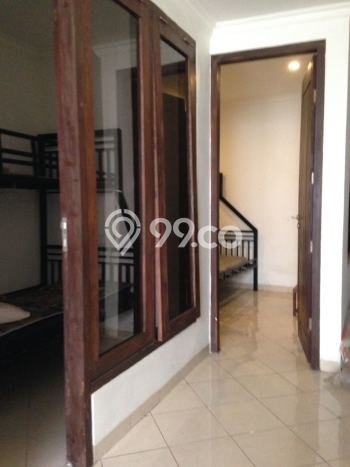 Siap Huni Rumah Mewah 7 Kamar di Jagakarsa Dekat ke Mana Pun Siap Huni Rumah Mewah 7 Kamar di Jagakarsa Dekat ke Mana Pun
