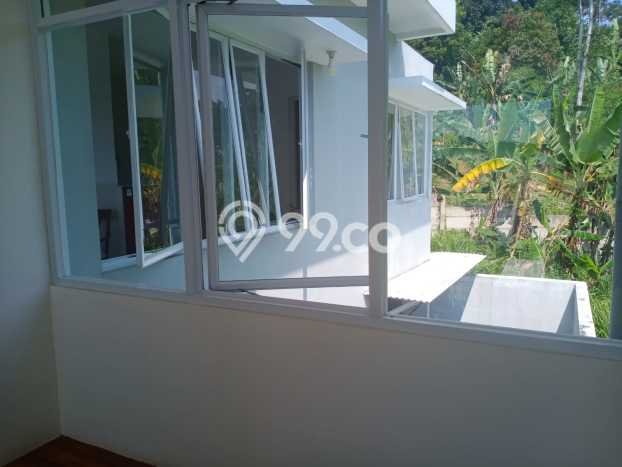 Rumah Luxury Modern Tanpa Renovasi di Sentul City Bogor Rumah Luxury Modern Tanpa Renovasi di Sentul City Bogor