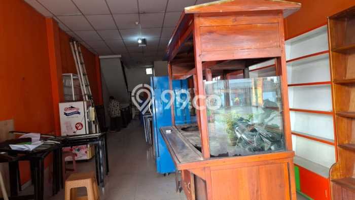 Paling Diincar! Ruko Dijual di Sindang Barang Harga Kompetitif Paling Diincar! Ruko Dijual di Sindang Barang Harga Kompetitif