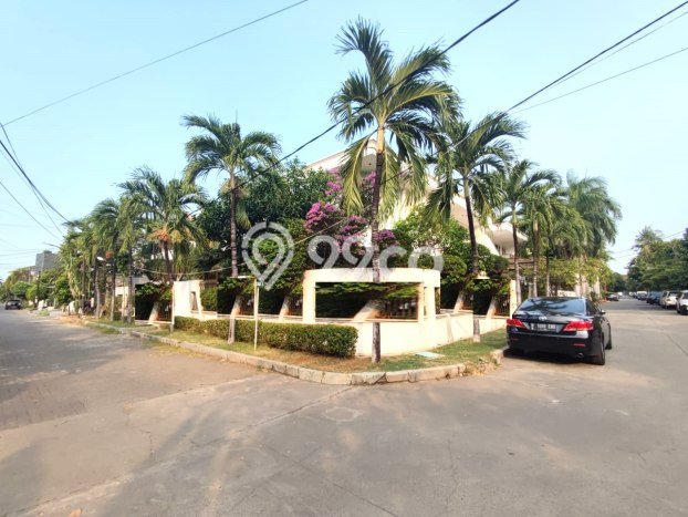 Rumah Elit Modern Siap Huni di Sunter Jakarta Utara Rumah Elit Modern Siap Huni di Sunter Jakarta Utara