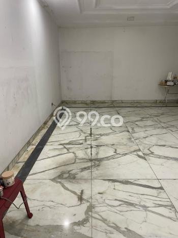 Disewakan Rumah Harga Terjangkau di Intercon Jakarta Barat dengan 4 KT Disewakan Rumah Harga Terjangkau di Intercon Jakarta Barat dengan 4 KT