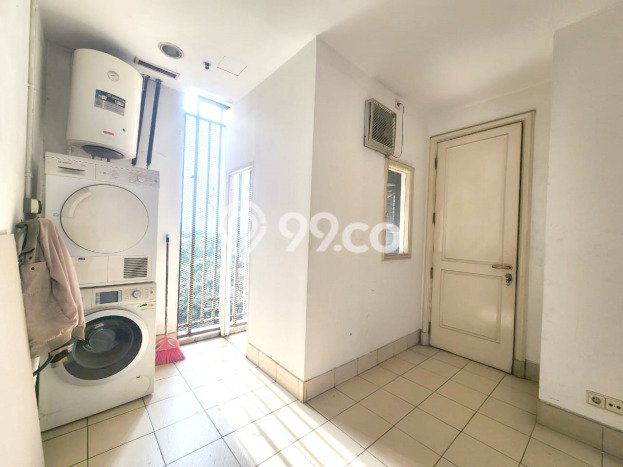 Apartemen Disewakan Terjangkau 3 KT / 3 KM di Kebayoran Baru, Jakarta Selatan Apartemen Disewakan Terjangkau 3 KT / 3 KM di Kebayoran Baru, Jakarta Selatan