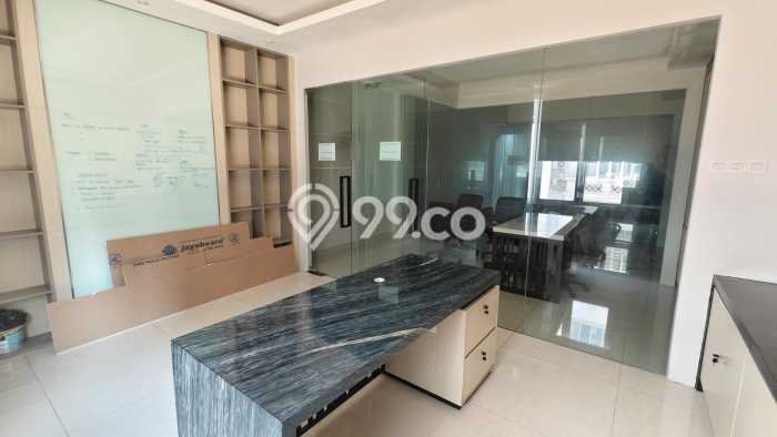 Untuk Dijual! Ruko di Senayan Jakarta Pusat LT 75m2 / LB 234m2 Kawasan Bisnis Untuk Dijual! Ruko di Senayan Jakarta Pusat LT 75m2 / LB 234m2 Kawasan Bisnis