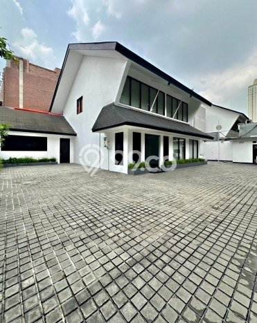Komersial Disewakan Cepat di Kebayoran Baru Jakarta Selatan LB 382m2 Komersial Disewakan Cepat di Kebayoran Baru Jakarta Selatan LB 382m2