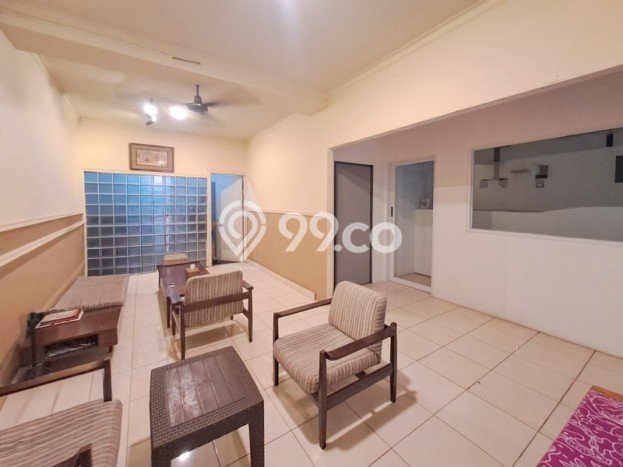 Rumah Eksklusif Siap Huni LT 321m2 di Kebayoran Baru, Jakarta Selatan Rumah Eksklusif Siap Huni LT 321m2 di Kebayoran Baru, Jakarta Selatan