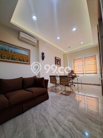 FOR SALE! Kantor di Cinere Depok, LT 181m2, LB 400m2 FOR SALE! Kantor di Cinere Depok, LT 181m2, LB 400m2