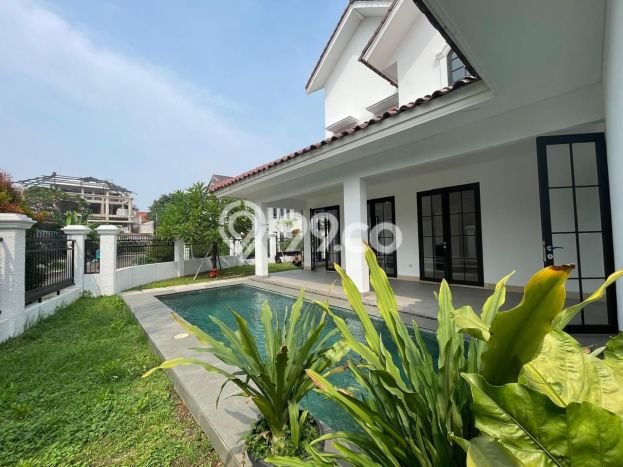 Rumah Elit Modern Tanpa Renovasi di Lebak Bulus Jakarta Selatan Rumah Elit Modern Tanpa Renovasi di Lebak Bulus Jakarta Selatan