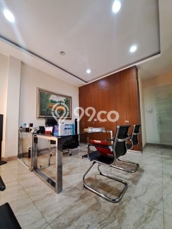 FOR SALE! Kantor di Cinere Depok, LT 181m2, LB 400m2 FOR SALE! Kantor di Cinere Depok, LT 181m2, LB 400m2