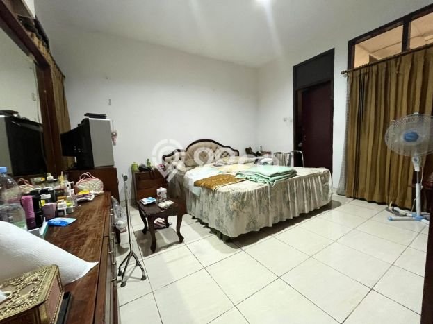 Hunian Cantik Minimalis Lb 200m2 di Cinere, Depok Hunian Cantik Minimalis Lb 200m2 di Cinere, Depok