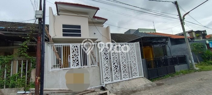 Rumah Terawat di Rungkut, Surabaya, LT 85m² Bangunan 60m² DIJUAL CEPAT! Rumah Terawat di Rungkut, Surabaya, LT 85m² Bangunan 60m² DIJUAL CEPAT!