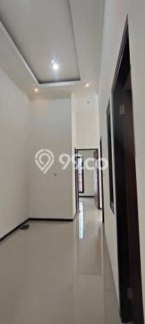Jual Rumah Strategis Bagus Punya 3 KT di Rungkut Surabaya SHM Jual Rumah Strategis Bagus Punya 3 KT di Rungkut Surabaya SHM