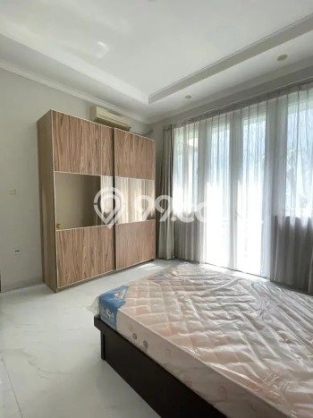 Hunian Mewah Siap Huni LT 273m2 di Pasar Minggu, Jakarta Selatan Hunian Mewah Siap Huni LT 273m2 di Pasar Minggu, Jakarta Selatan