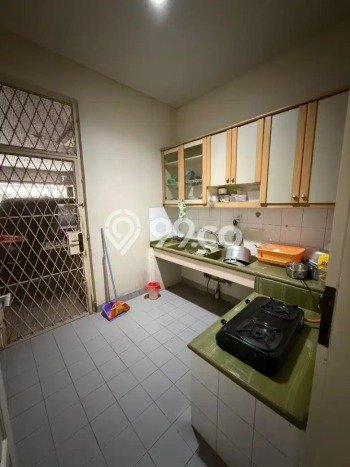 Dijual Rumah Premium dengan Fasilitas Sekitar Komplit di Kebon Jeruk, Jakarta Barat Dijual Rumah Premium dengan Fasilitas Sekitar Komplit di Kebon Jeruk, Jakarta Barat