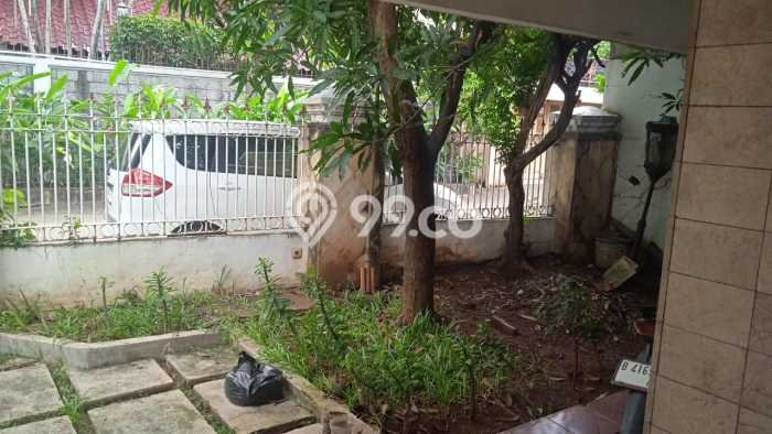 Rumah Eksklusif Siap Huni LT 230m2 di Mampang Prapatan, Jakarta Selatan Rumah Eksklusif Siap Huni LT 230m2 di Mampang Prapatan, Jakarta Selatan