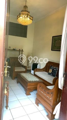 Dijual Cepat Rumah Favorit Siap Huni LB 165m2 di Matraman, Jakarta Timur Dijual Cepat Rumah Favorit Siap Huni LB 165m2 di Matraman, Jakarta Timur