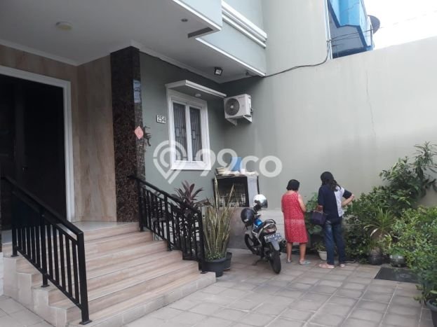 Siap Huni Rumah Mewah 3 Kamar di Grogol Petamburan Dekat ke Mana Saja Siap Huni Rumah Mewah 3 Kamar di Grogol Petamburan Dekat ke Mana Saja