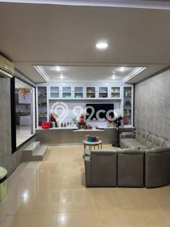 Rumah Mewah Siap Huni LT 150m2 di Kebon Jeruk, Jakarta Barat Rumah Mewah Siap Huni LT 150m2 di Kebon Jeruk, Jakarta Barat