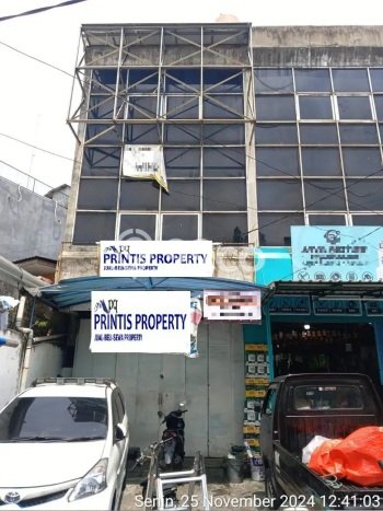 Ruko di Pulo Gadung, Luas 202m2m², Kawasan Komersial Ruko di Pulo Gadung, Luas 202m2m², Kawasan Komersial
