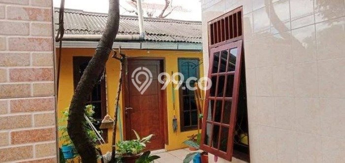 For Sale Rumah 4 Kamar Lokasi Ideal Nyaman dan Strategis di Cakung For Sale Rumah 4 Kamar Lokasi Ideal Nyaman dan Strategis di Cakung