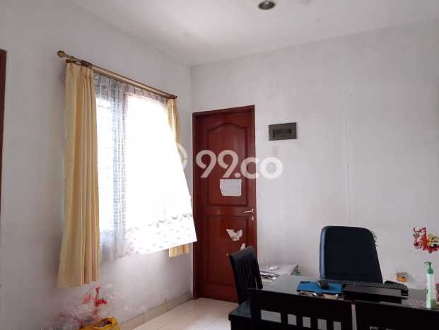 Rumah Mewah Siap Huni LT 172m2 di Pesanggrahan, Jakarta Selatan Rumah Mewah Siap Huni LT 172m2 di Pesanggrahan, Jakarta Selatan