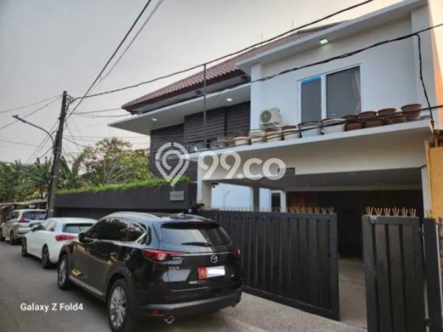 Jual Rumah Luas Elegan Dengan View Eksklusif di Meruya, Jakarta Barat Jual Rumah Luas Elegan Dengan View Eksklusif di Meruya, Jakarta Barat