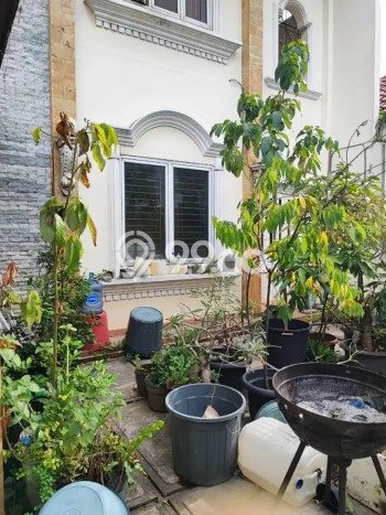 Dijual Rumah Premium dengan Fasilitas Sekitar Komplit di Kembangan, Jakarta Barat Dijual Rumah Premium dengan Fasilitas Sekitar Komplit di Kembangan, Jakarta Barat