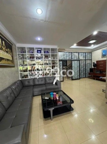 Rumah Mewah Siap Huni LT 150m2 di Kebon Jeruk, Jakarta Barat Rumah Mewah Siap Huni LT 150m2 di Kebon Jeruk, Jakarta Barat