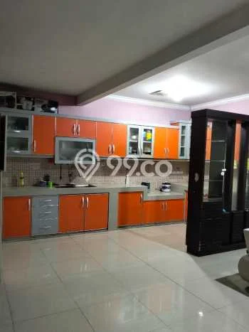 Lokasi strategis! Rumah siap huni dikontrakkan di Jagakarsa LB 180m2 Lokasi strategis! Rumah siap huni dikontrakkan di Jagakarsa LB 180m2