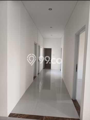 Ready to Use! Luxury House LT 185m2 Desain Elegan di Villa Melati Mas Ready to Use! Luxury House LT 185m2 Desain Elegan di Villa Melati Mas