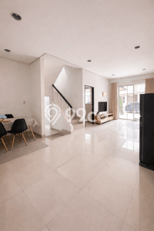 Rumah sewa siap huni 4 Kamar Tidur di BSD Residence One, Tangerang Rumah sewa siap huni 4 Kamar Tidur di BSD Residence One, Tangerang