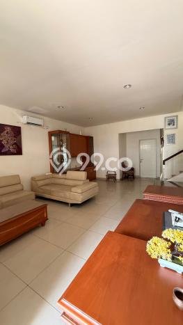 Rumah Luas Asri 5 KT Siap Huni di BSD Residence One Tangerang Rumah Luas Asri 5 KT Siap Huni di BSD Residence One Tangerang