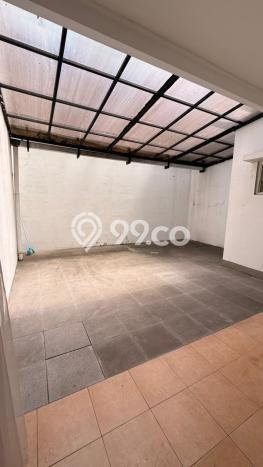 Rumah Modern 5 KT di BSD Residence One Tangerang Unfurnished Rumah Modern 5 KT di BSD Residence One Tangerang Unfurnished