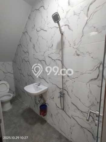 For Sale Hunian Rumah Terawat 5 Kamar di Serpong Villa Melati Mas, Tangerang Selatan For Sale Hunian Rumah Terawat 5 Kamar di Serpong Villa Melati Mas, Tangerang Selatan