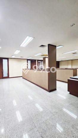 Dijual! Kantor di Grogol Jakarta Barat LT 380m2 / LB 2000m2 Kawasan Bisnis Dijual! Kantor di Grogol Jakarta Barat LT 380m2 / LB 2000m2 Kawasan Bisnis